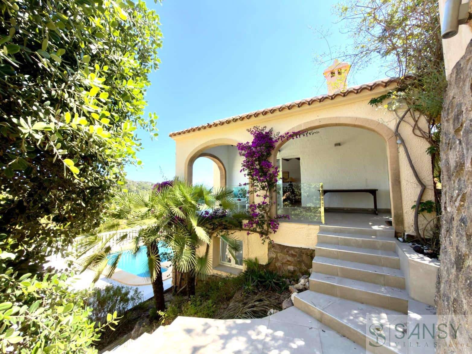 4 sovrum Villa till salu i Javea / Xabia med pool garage - 890 000 € (Ref: 9906687)
