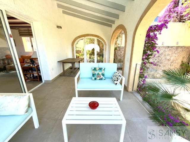 4 sovrum Villa till salu i La Granadella  - Costa Nova, Javea / Xàbia med pool garage - 890 000 € (Ref: 9906687)