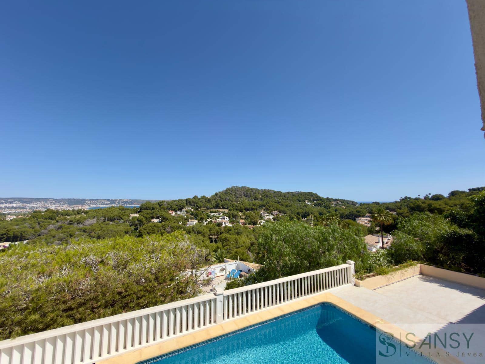 4 sovrum Villa till salu i Javea / Xabia med pool garage - 890 000 € (Ref: 9906687)