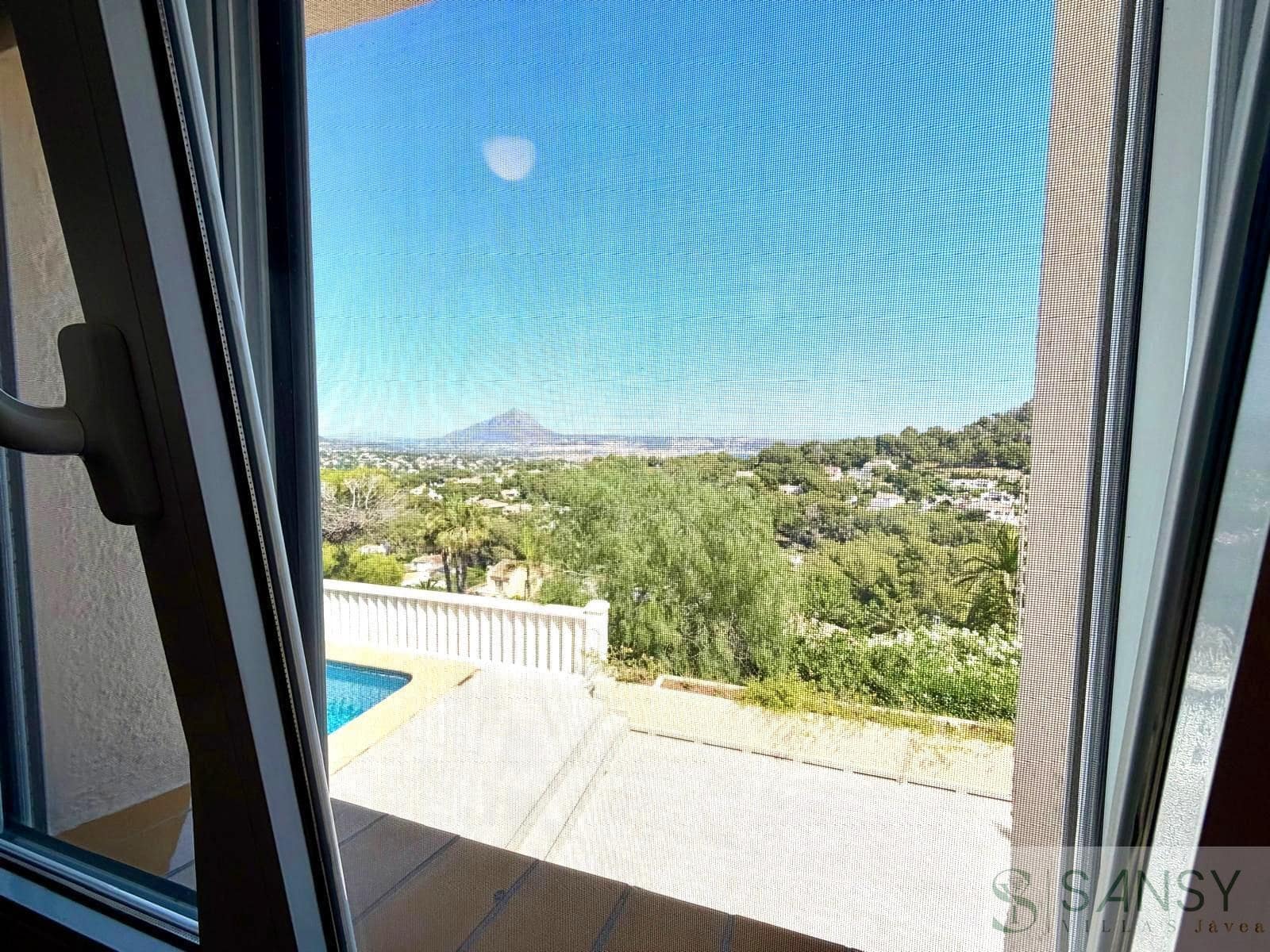 4 sovrum Villa till salu i Javea / Xabia med pool garage - 890 000 € (Ref: 9906687)