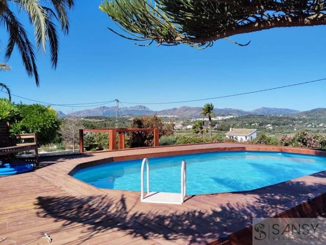 3 soveværelse Villa til salg i Teulada Pueblo, Teulada-Moraira med swimmingpool garage - € 490.000 (Ref: 9939219)