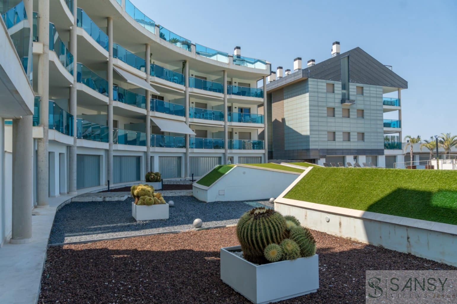 3 sovrum Lägenhet till salu i Arenal med pool garage - 997 000 € (Ref: 9961795)