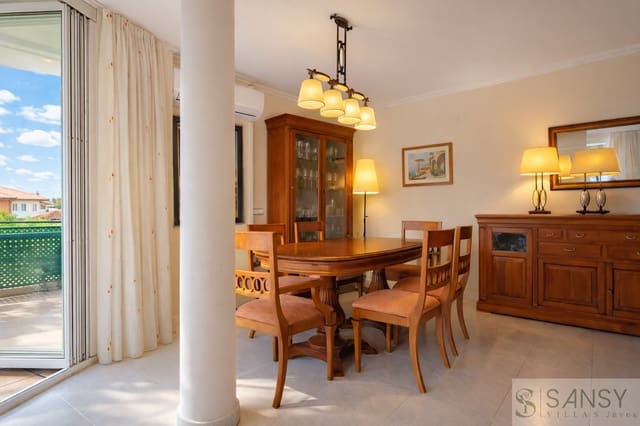 3 slaapkamer Appartement te koop in Centro ciudad, Javea / Xàbia met zwembad garage - € 545.000 (Ref: 9961796)