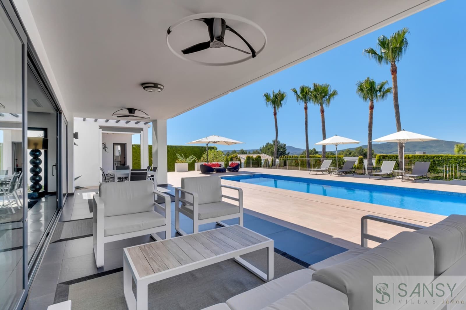 4 sypialnia Willa na sprzedaż w Javea / Xabia z basenem garażem - 1 870 000 € (Ref: 9961800)