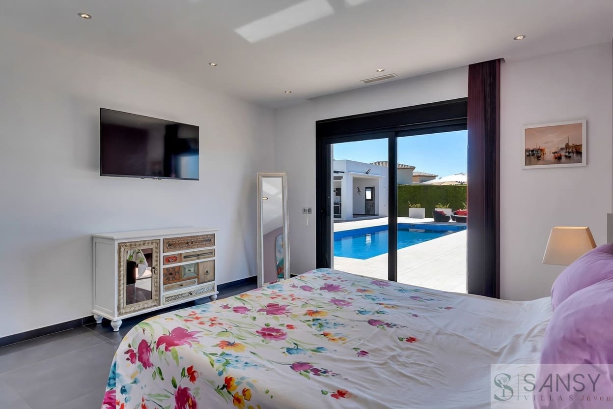 4 sypialnia Willa na sprzedaż w Javea / Xabia z basenem garażem - 1 870 000 € (Ref: 9961800)