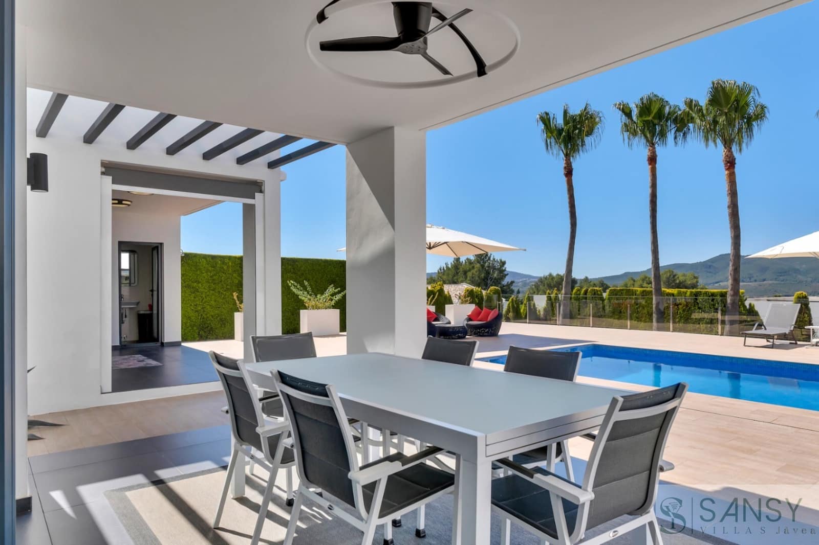 4 sypialnia Willa na sprzedaż w Javea / Xabia z basenem garażem - 1 870 000 € (Ref: 9961800)