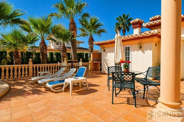 4 quarto Moradia para venda em Partides comunes - Adsubia, Javea / Xàbia com piscina garagem - 990 000 € (Ref: 9961803)
