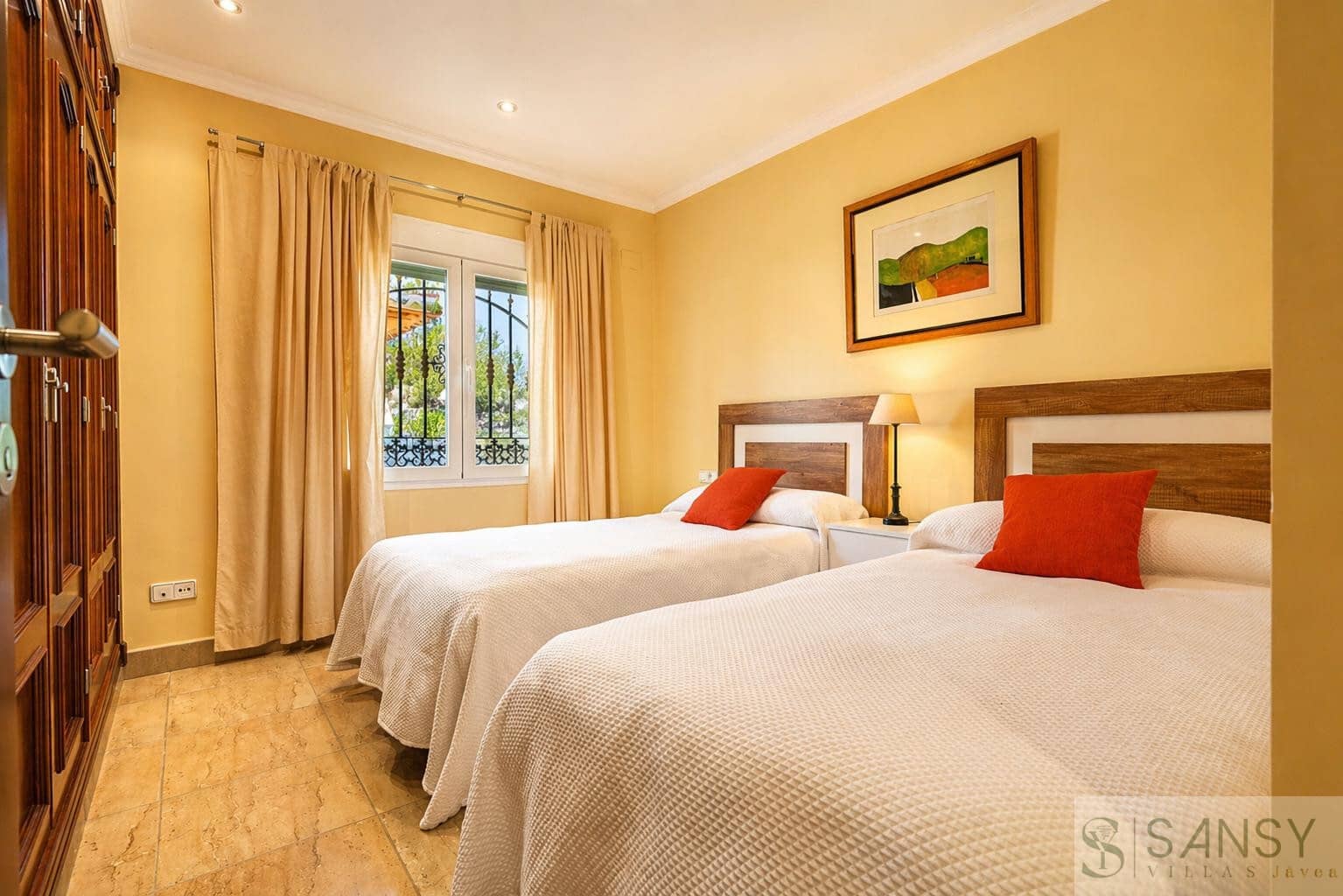 4 quarto Moradia para venda em Javea / Xabia com piscina garagem - 990 000 € (Ref: 9961803)