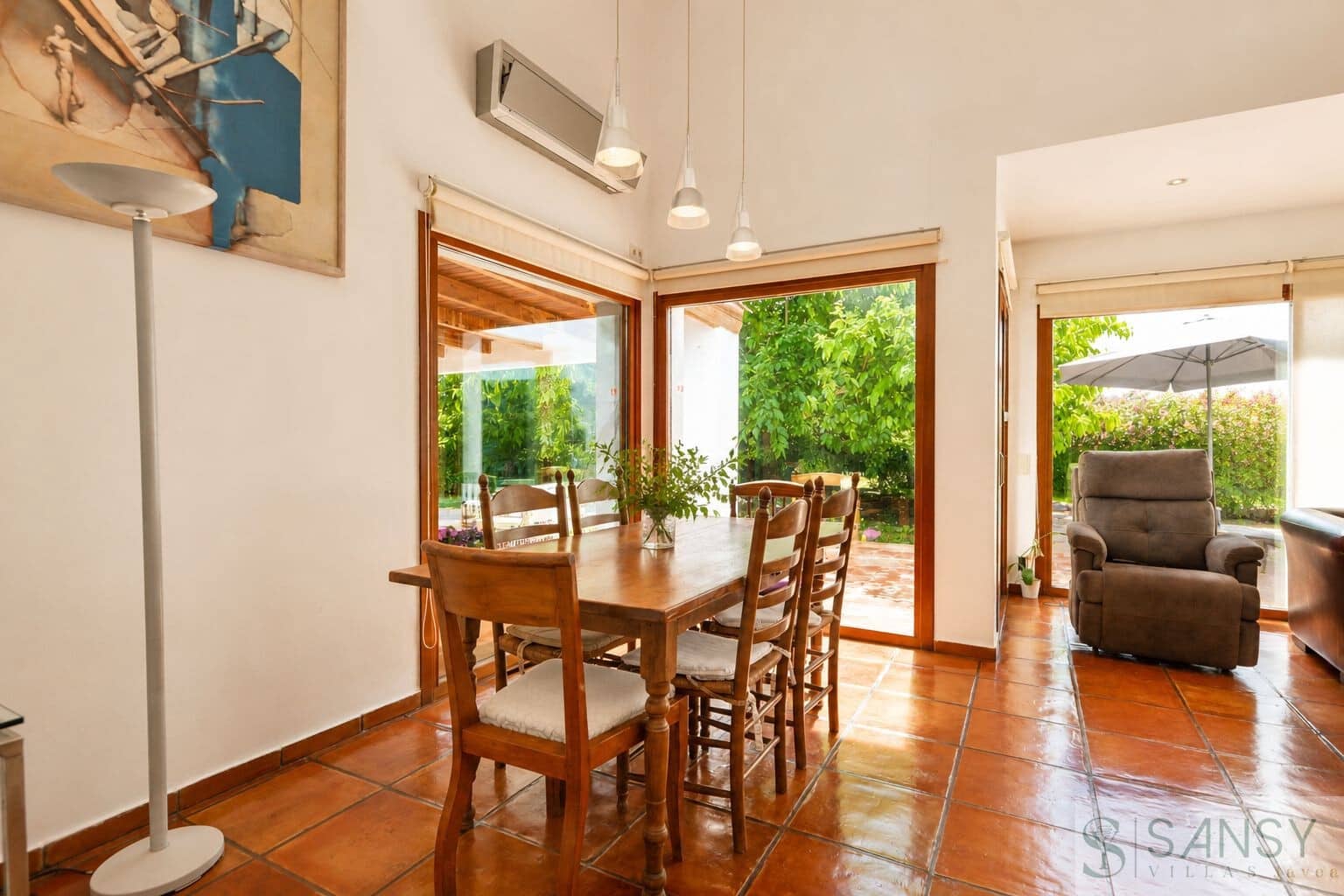5 sovrum Villa till salu i Pamis med pool garage - 1 400 000 € (Ref: 9961804)