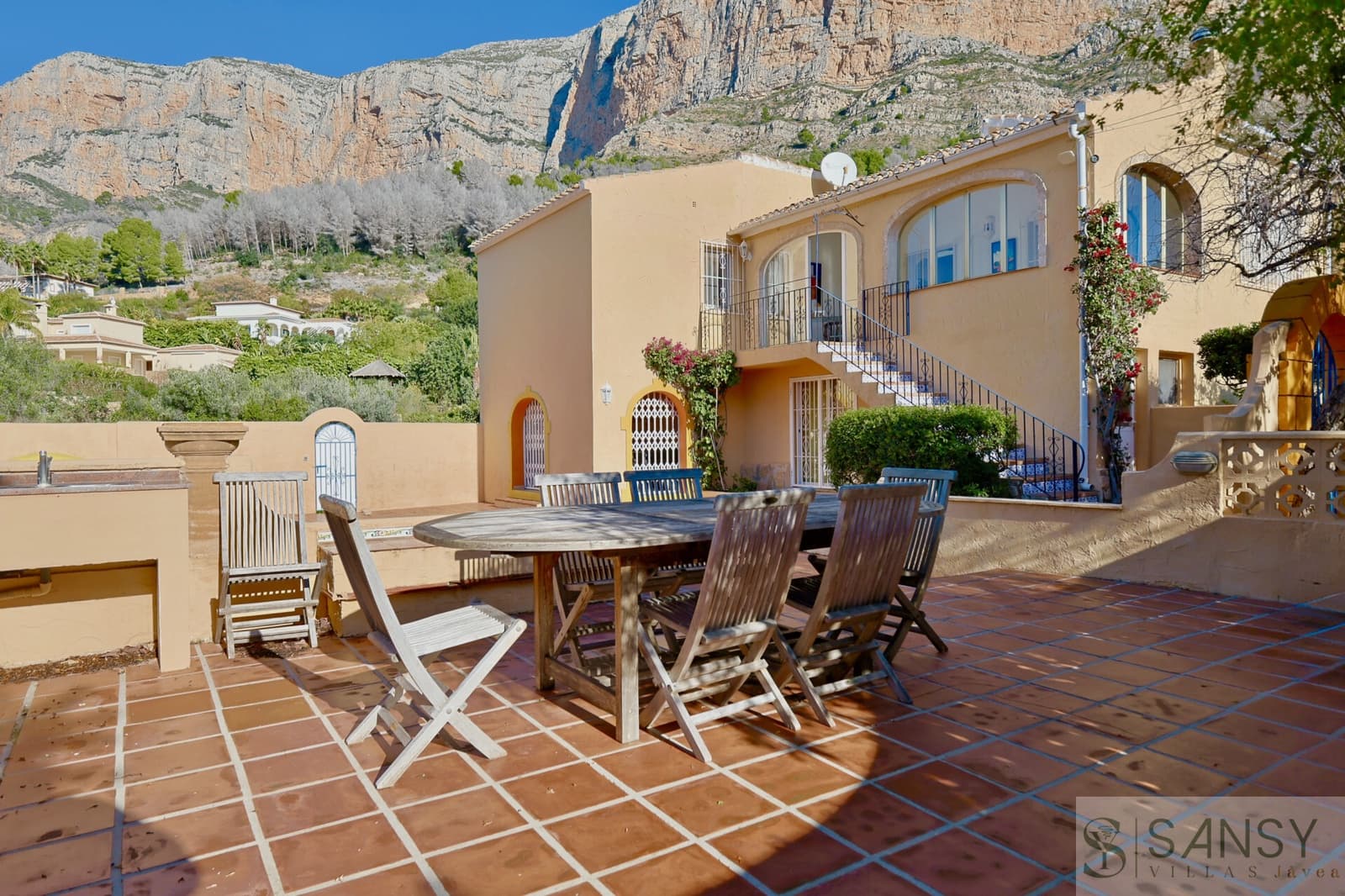 4 soveværelse Villa til salg i Javea / Xabia med swimmingpool garage - € 750.000 (Ref: 9961805)