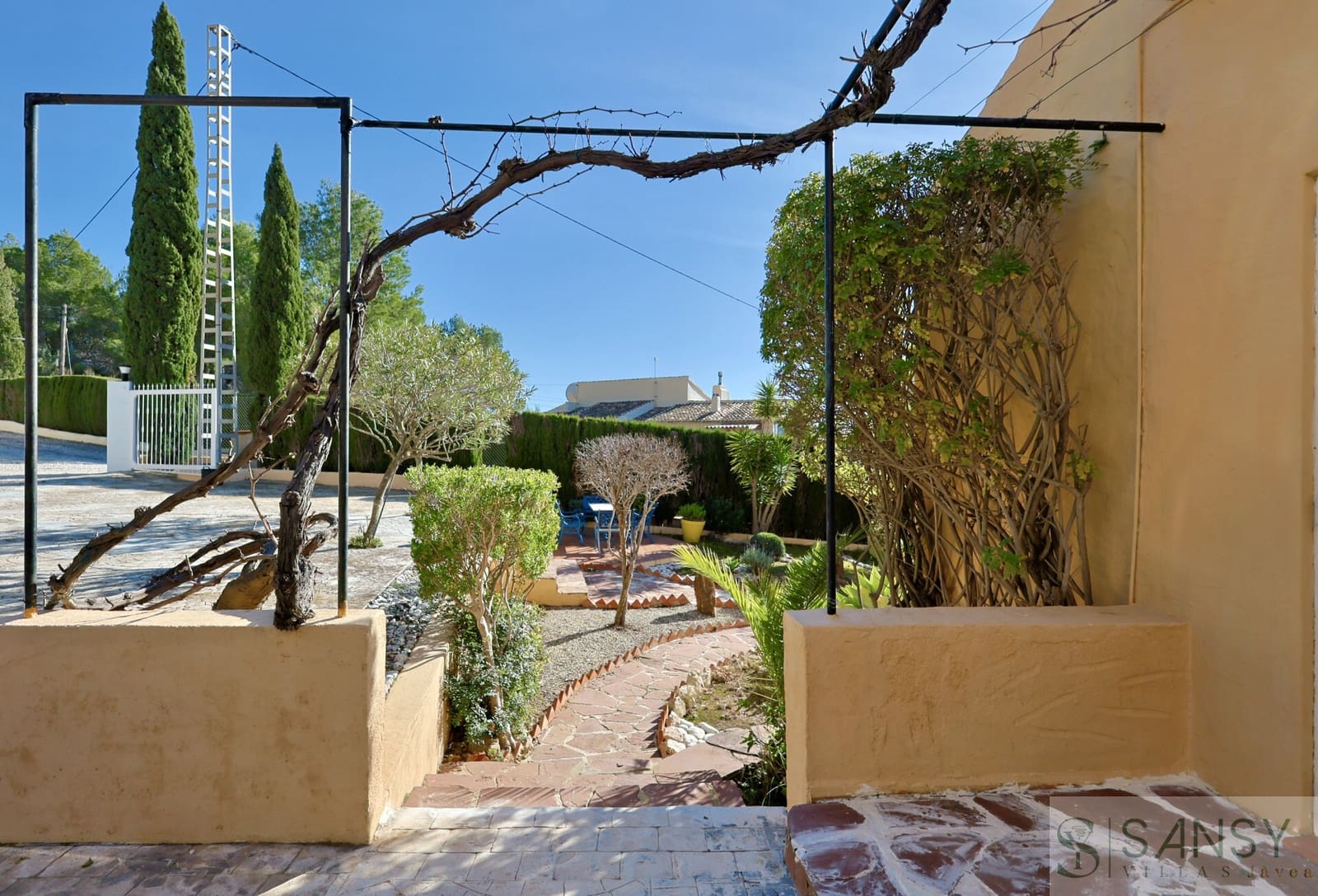 4 soveværelse Villa til salg i Javea / Xabia med swimmingpool garage - € 750.000 (Ref: 9961805)