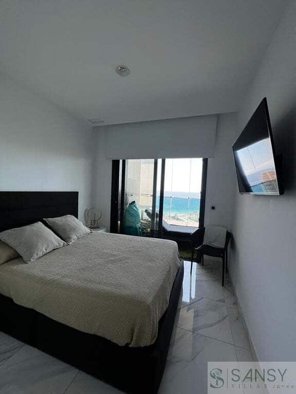 Apartamento de 2 habitaciones en Benidorm en venta con piscina garaje - 710.000 € (Ref: 9972452)