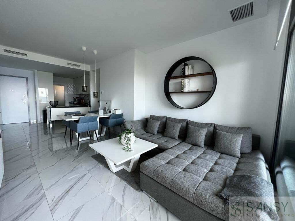 Apartamento de 2 habitaciones en Benidorm en venta con piscina garaje - 710.000 € (Ref: 9972452)