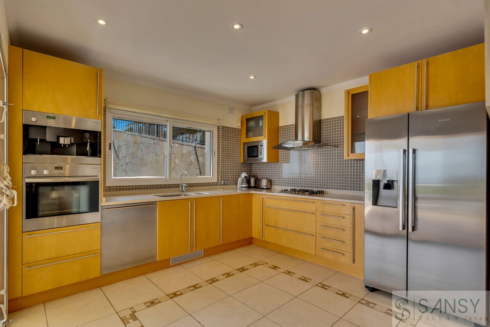 6 soverom Villa til salgs i Javea / Xabia med svømmebasseng garasje - € 1 650 000 (Ref: 9978071)