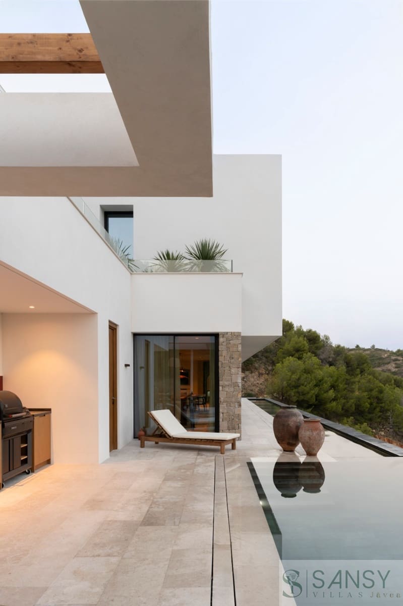 5 bedroom Villa for sale in Javea / Xabia with pool garage - € 3,550,000 (Ref: 9978072)