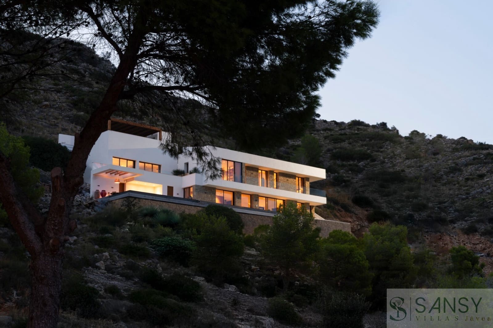 5 bedroom Villa for sale in Javea / Xabia with pool garage - € 3,550,000 (Ref: 9978072)