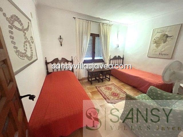 2 makuuhuone Huvila vuokrattavana paikassa Javea / Xabia mukana 
autotalli - 1 700 € (Ref: 9986218)
