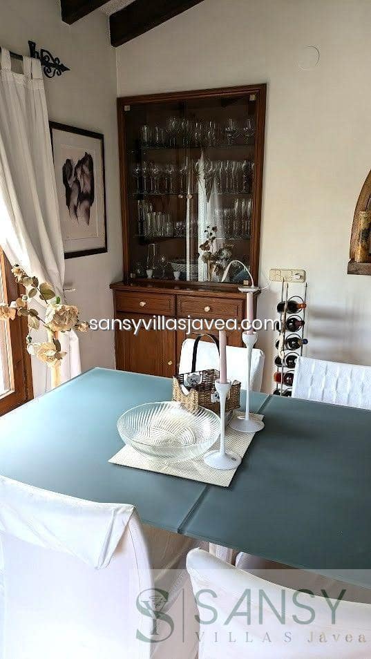 2 makuuhuone Huvila vuokrattavana paikassa Javea / Xabia mukana 
autotalli - 1 700 € (Ref: 9986218)