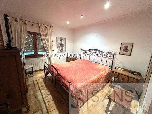 2 makuuhuone Huvila vuokrattavana paikassa Javea / Xabia mukana 
autotalli - 1 700 € (Ref: 9986218)