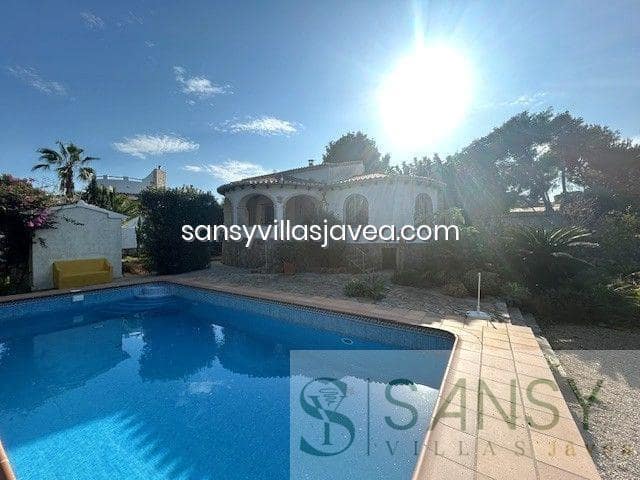 2 makuuhuone Huvila vuokrattavana paikassa Javea / Xabia mukana 
autotalli - 1 700 € (Ref: 9986218)