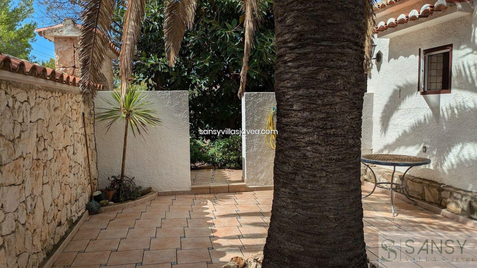2 makuuhuone Huvila vuokrattavana paikassa Javea / Xabia mukana 
autotalli - 1 700 € (Ref: 9986218)