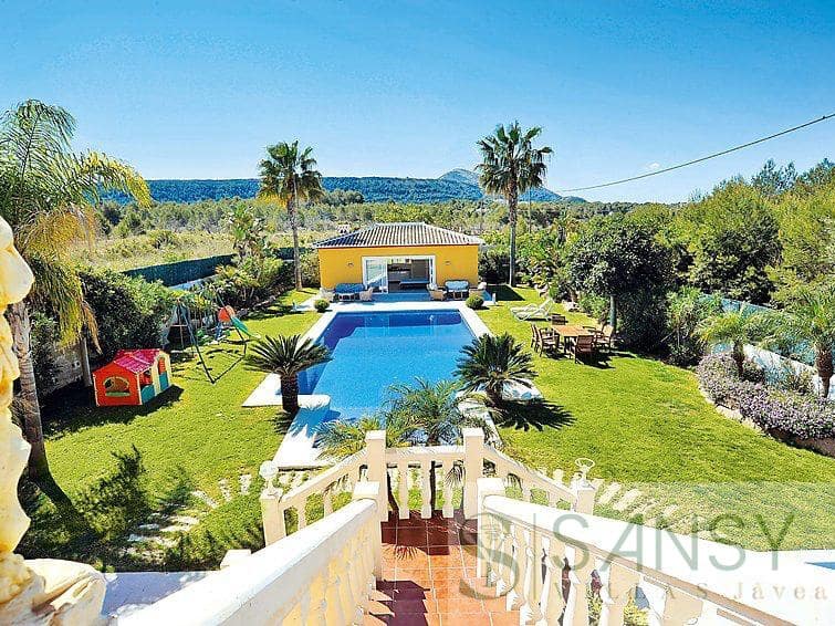 3 soverom Villa til salgs i Javea / Xabia med svømmebasseng garasje - € 795 000 (Ref: 9990053)