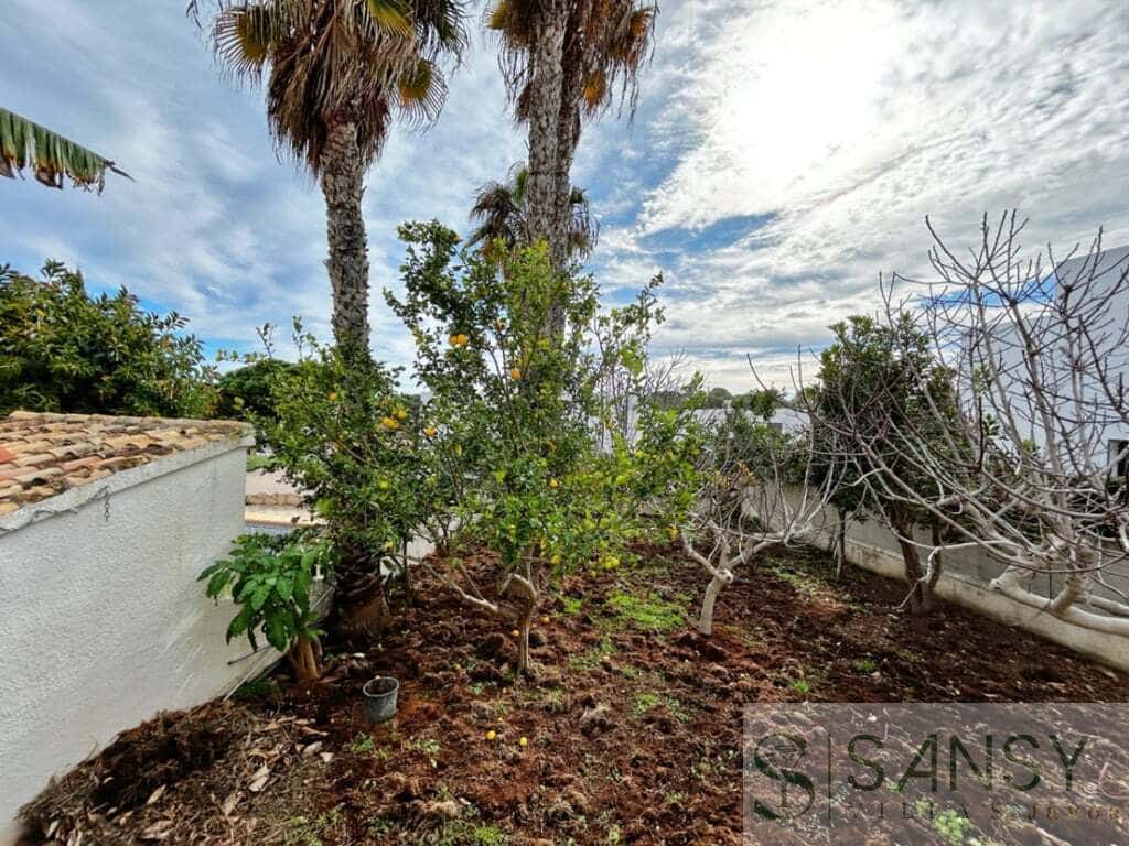 3 bedroom Villa for sale in L'Atzuvia with pool garage - € 745,000 (Ref: 9990055)