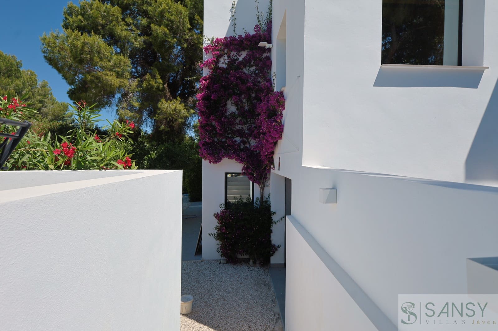 4 bedroom Villa for sale in Javea / Xabia with pool garage - € 1,125,000 (Ref: 9990057)