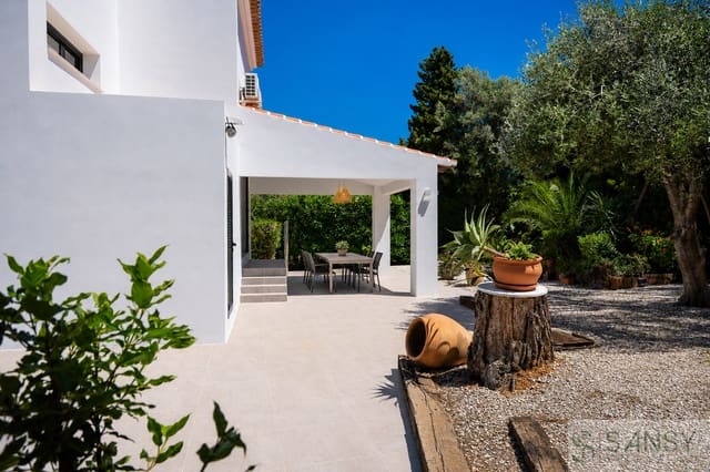 4 bedroom Villa for sale in Puerto, Javea / Xàbia with pool garage - € 1,125,000 (Ref: 9990057)