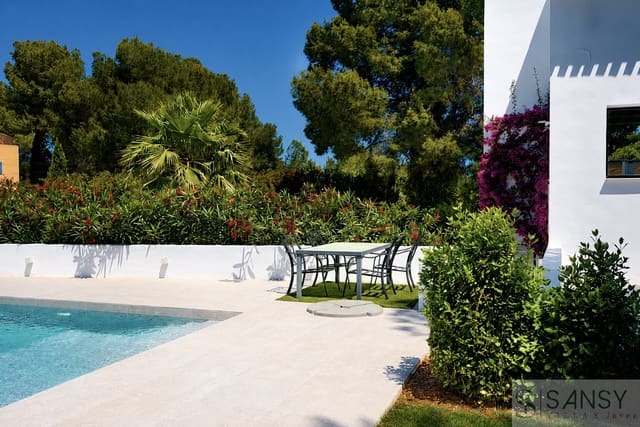 4 bedroom Villa for sale in Puerto, Javea / Xàbia with pool garage - € 1,125,000 (Ref: 9990057)