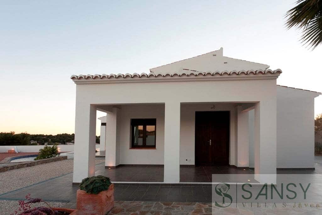 4 soveværelse Villa til salg i Moraira med swimmingpool garage - € 1.440.000 (Ref: 9990058)