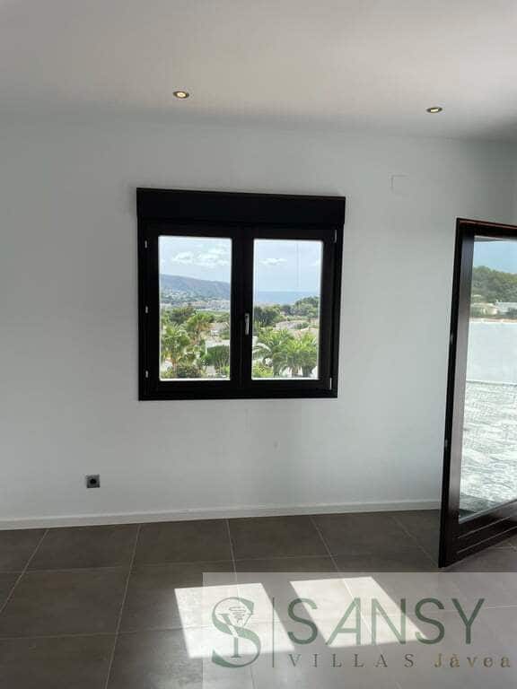 4 soveværelse Villa til salg i Moraira med swimmingpool garage - € 1.440.000 (Ref: 9990058)