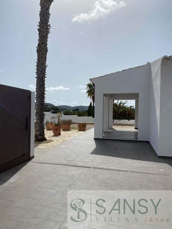 4 soveværelse Villa til salg i Moraira med swimmingpool garage - € 1.440.000 (Ref: 9990058)