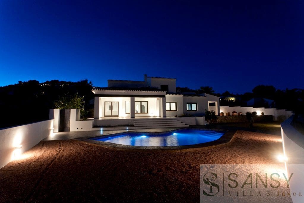 4 soveværelse Villa til salg i Moraira med swimmingpool garage - € 1.440.000 (Ref: 9990058)