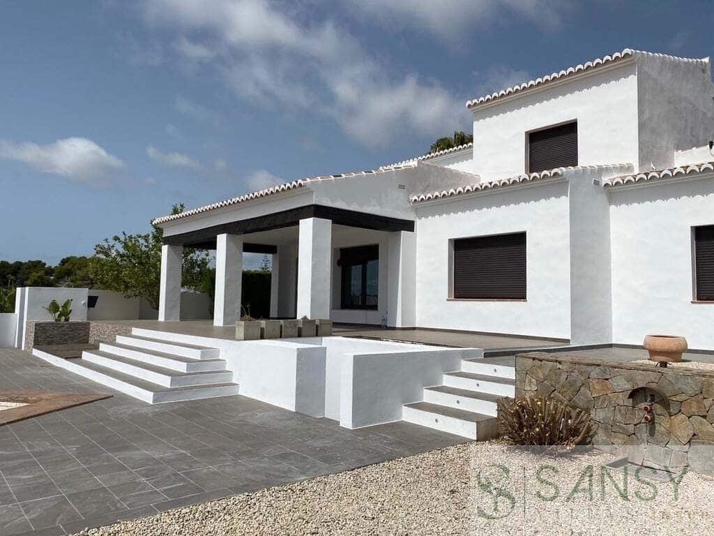 4 soveværelse Villa til salg i Moraira med swimmingpool garage - € 1.440.000 (Ref: 9990058)