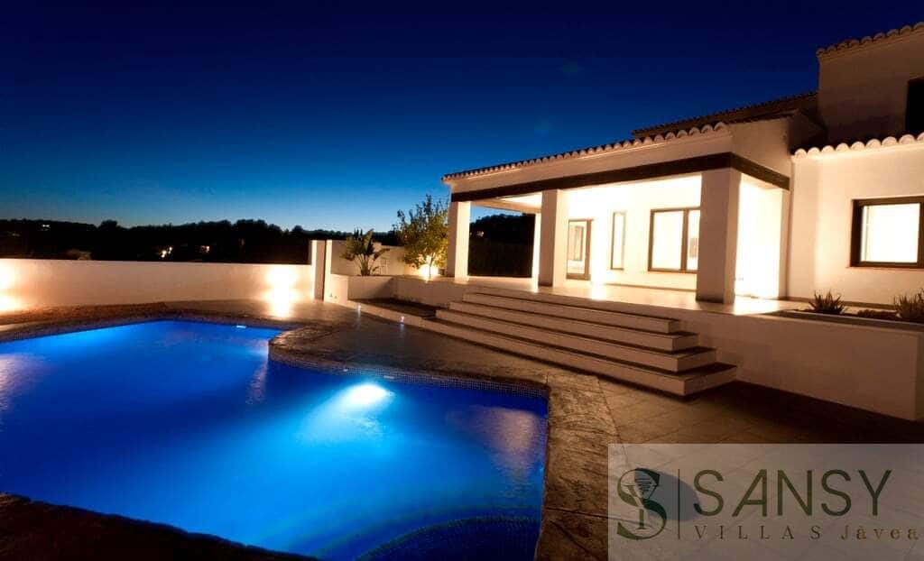 4 soveværelse Villa til salg i Moraira med swimmingpool garage - € 1.440.000 (Ref: 9990058)
