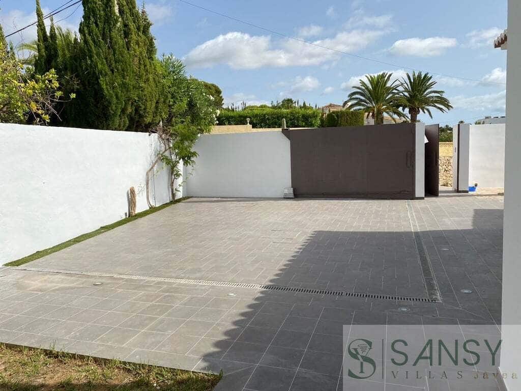 4 soveværelse Villa til salg i Moraira med swimmingpool garage - € 1.440.000 (Ref: 9990058)