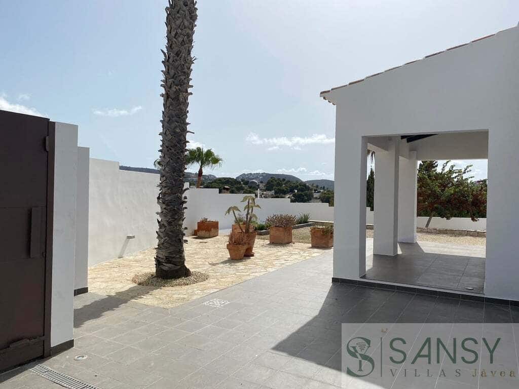 4 soveværelse Villa til salg i Moraira med swimmingpool garage - € 1.440.000 (Ref: 9990058)