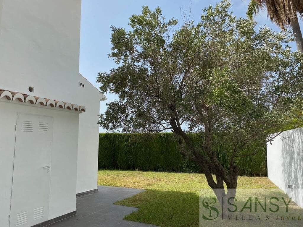 4 soveværelse Villa til salg i Moraira med swimmingpool garage - € 1.440.000 (Ref: 9990058)