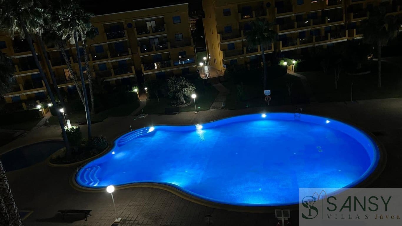 4 bedroom Penthouse for sale in Denia with pool garage - € 580,000 (Ref: 9993682)