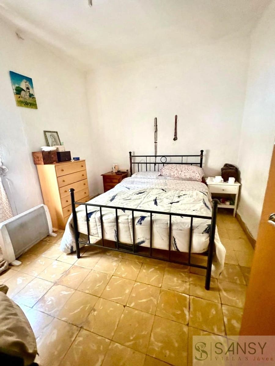 3 quarto Moradia Geminada para venda em Javea / Xabia - 230 000 € (Ref: 9998001)
