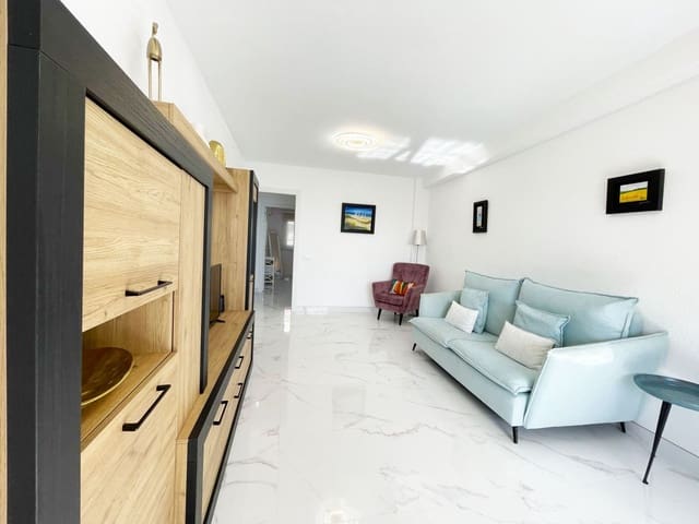 Apartamento de 2 habitaciones en Calpe / Calp en venta con piscina garaje - 415.000 € (Ref: 10025079)