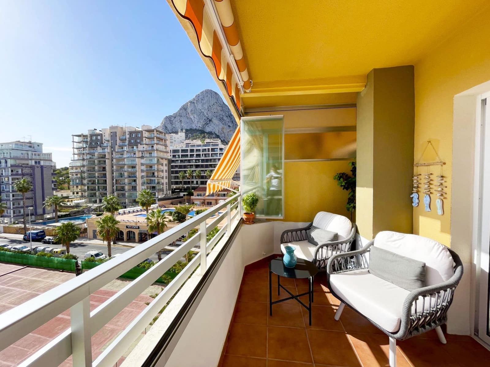 Apartamento de 2 habitaciones en Calpe / Calp en venta con piscina garaje - 415.000 € (Ref: 10025079)