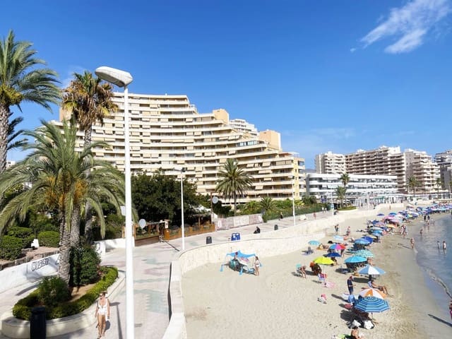 Apartamento de 2 habitaciones en Calpe / Calp en venta con piscina garaje - 415.000 € (Ref: 10025079)