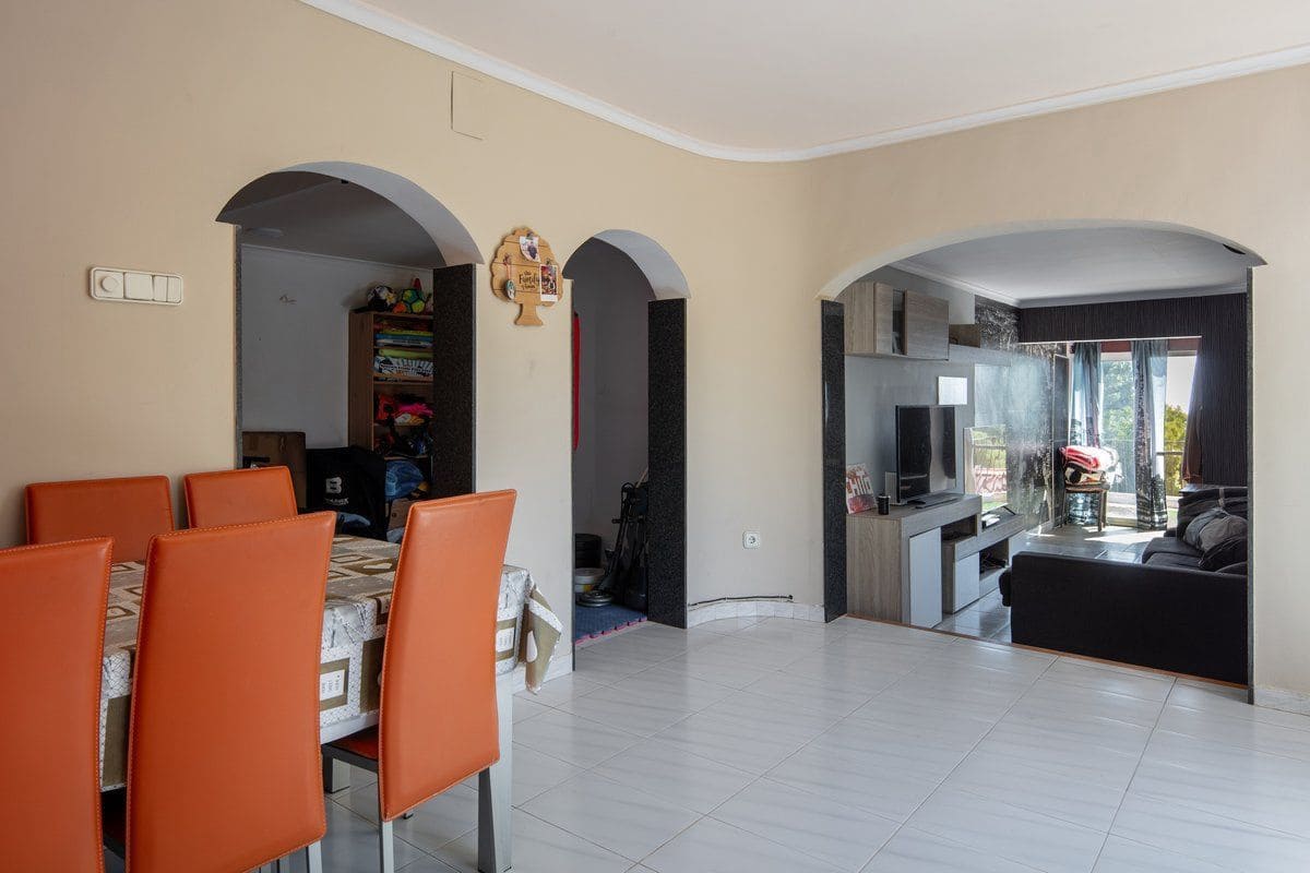 7 makuuhuone Huvila myytävänä paikassa Calpe / Calp mukana uima-altaan 
autotalli - 839 000 € (Ref: 10042490)