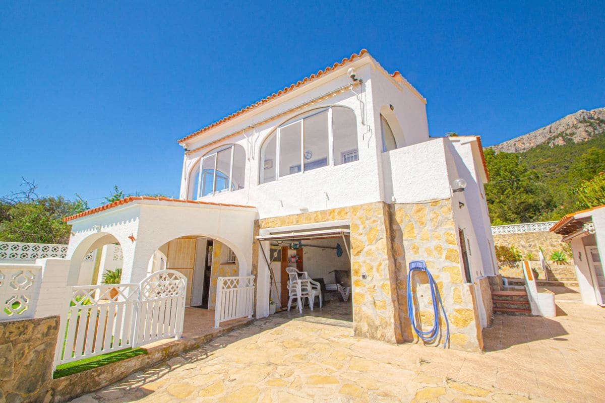 4 Zimmer Villa zu verkaufen in Calpe / Calp mit Garage - 499.000 € (Ref: 10042491)