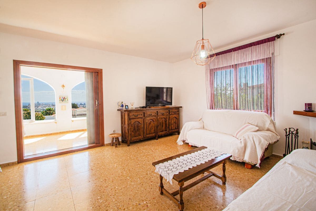 4 Zimmer Villa zu verkaufen in Calpe / Calp mit Garage - 499.000 € (Ref: 10042491)