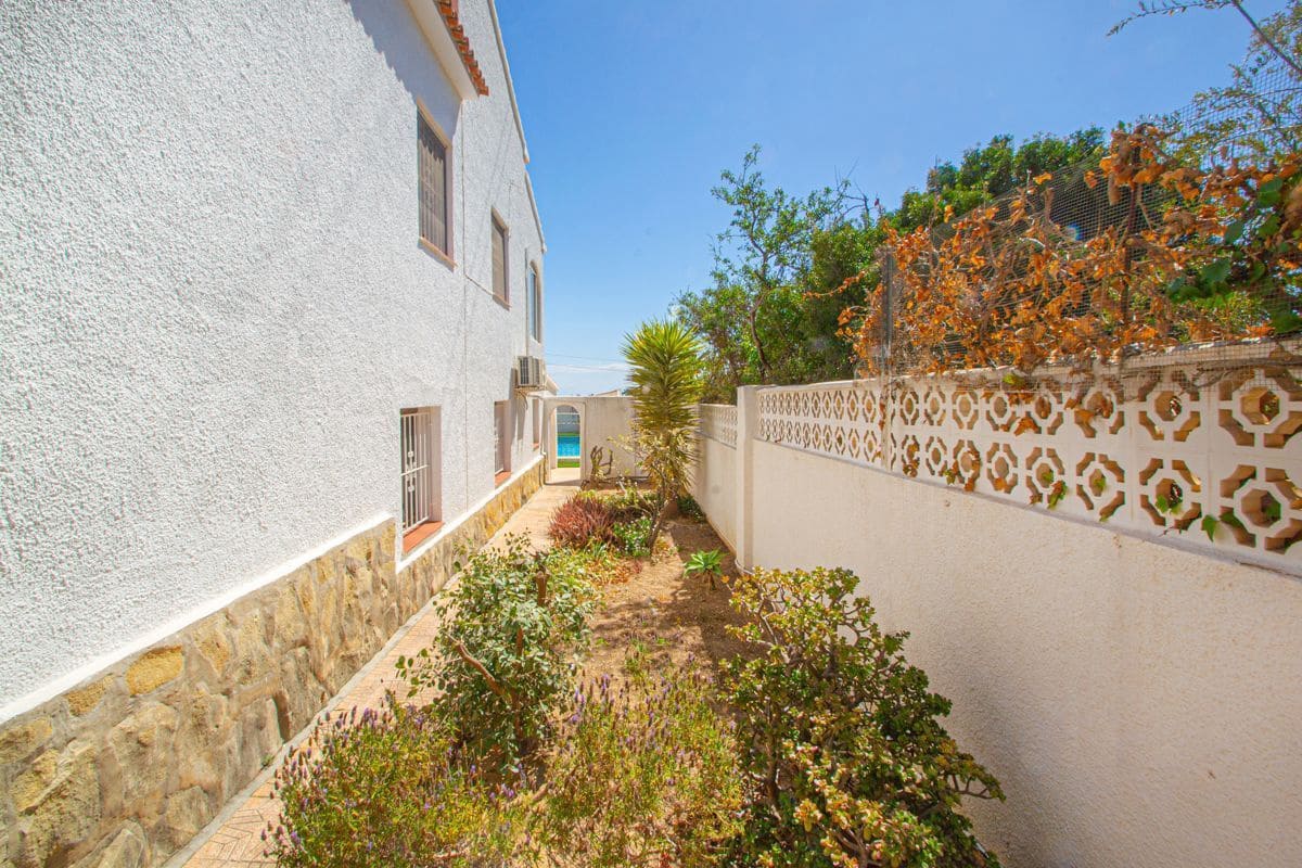 4 Zimmer Villa zu verkaufen in Calpe / Calp mit Garage - 499.000 € (Ref: 10042491)