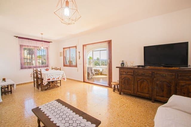 4 chambre Villa/Maison à vendre à Calpe / Calp avec garage - 499 000 € (Ref: 10042491)