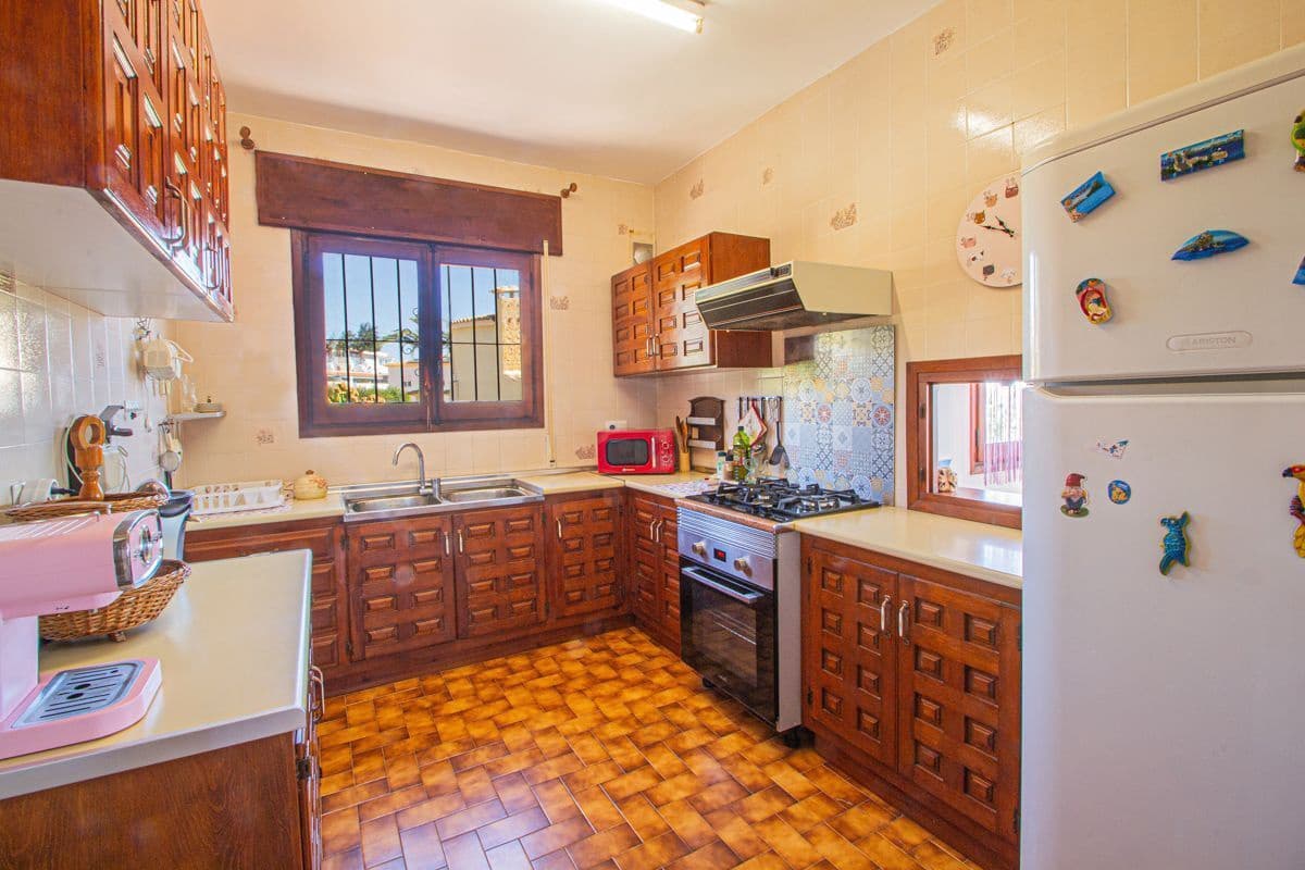 4 Zimmer Villa zu verkaufen in Calpe / Calp mit Garage - 499.000 € (Ref: 10042491)